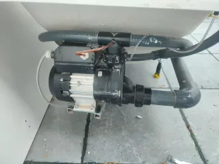 Bañera hidromasaje Blanca