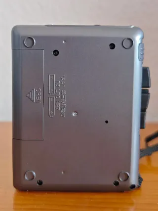 Walkman Sanyo M-1270C como SONY