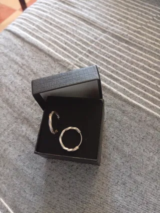 Aros de plata pequeños