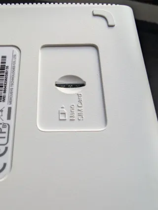 Router WiFi Mercusys MB110-4G con ranura Micro SD