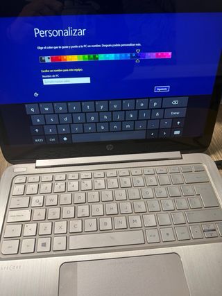 Falla alguna tecla pero el táctil perfecto pantall