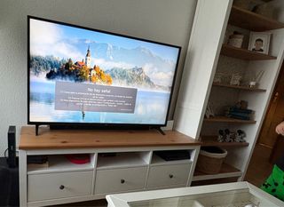 Mueble de comedor madera y blanco