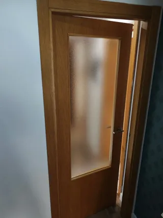 Puerta Roble Maciza 72.5 cm y doble.