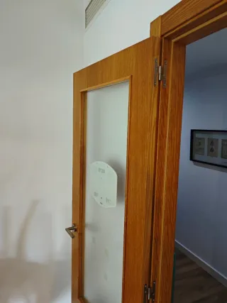 Puerta Roble Maciza 72.5 cm y doble.