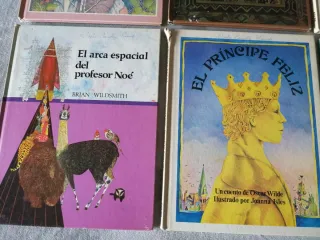 Lote 24 cuentos clásicos editorial Asuri