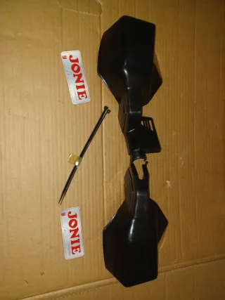 Paramanos Jonie negros motos clásicas