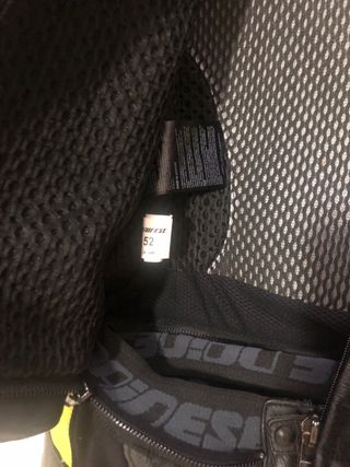 Mono Dainese Talla 52