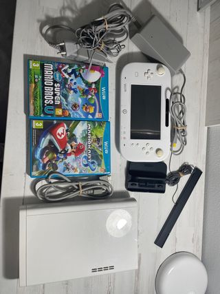 Nintendo Wii U con 2 giochi