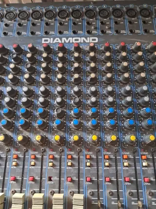 Mesa de mezclas Studimaster Diamond