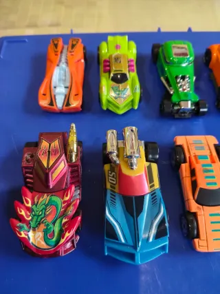 Lote de 10 coches de juguete