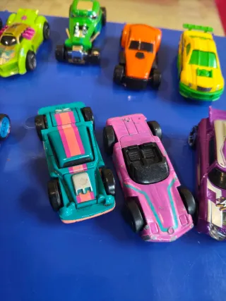 Lote de 10 coches de juguete