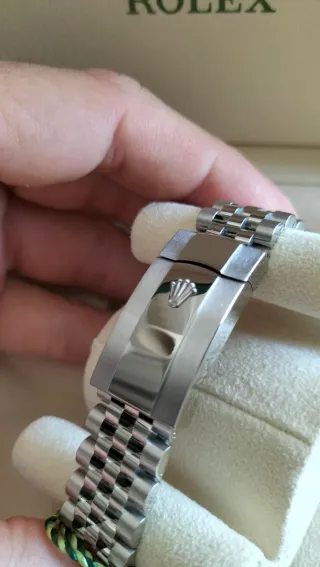 Rolex Datejust 41 126334 verde mint