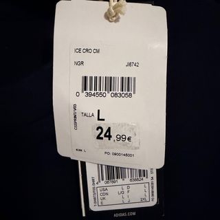 Camiseta negra con estampado de helados