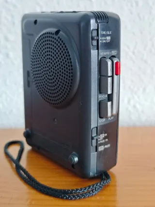 Walkman Panasonic RQ-L340 como SONY