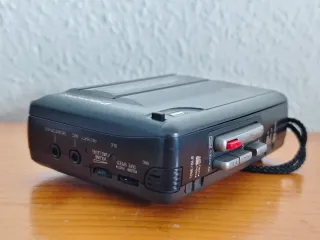 Walkman Panasonic RQ-L340 como SONY