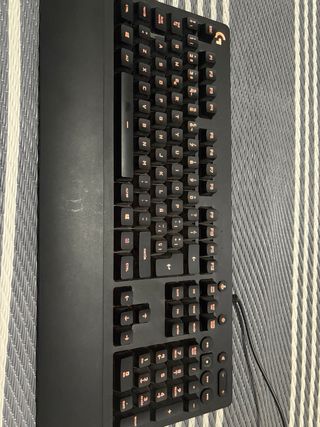 Pacchetto Gaming Razer: Tastiera, Mouse e Tappetino