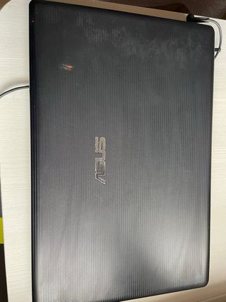 Portátil Asus X55U