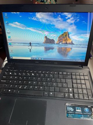 Portátil Asus X55U