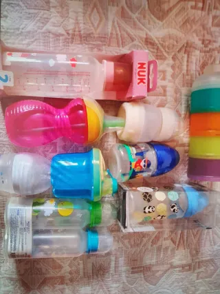 Lote biberones y accesorios NUK