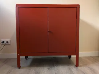 Armario Metálico Rojo Ikea Kolbjörn.