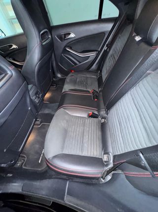 Mercedes-Benz Clase CLA 2015