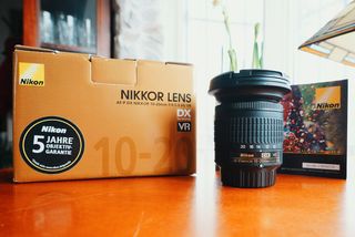 Objetivo Nikon AF-P DX NIKKOR 10-20mm VR