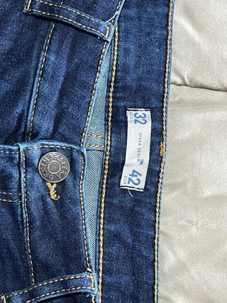 Pantalón vaquero Sfera Talla 42