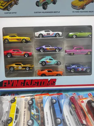 Hot Wheels Flying Customs Pack 10 Coches