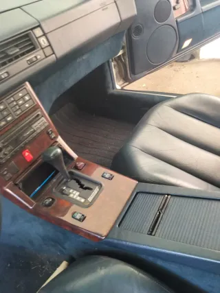 Mercedes-Benz SL 1993