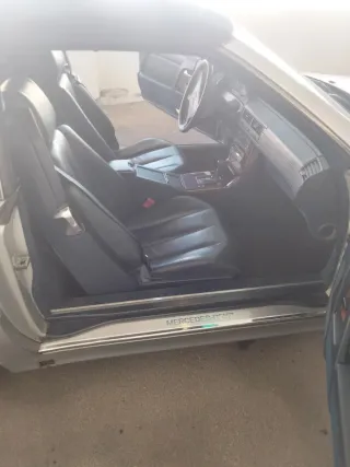 Mercedes-Benz SL 1993