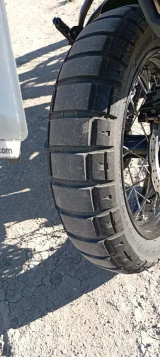 Benelli TRK 702 X Adventure Moto