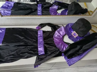 Varios disfraces. Preguntar talla y disponibilidad