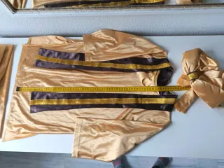 Varios disfraces. Preguntar talla y disponibilidad