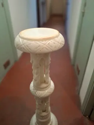 Figura decorativa alabastro