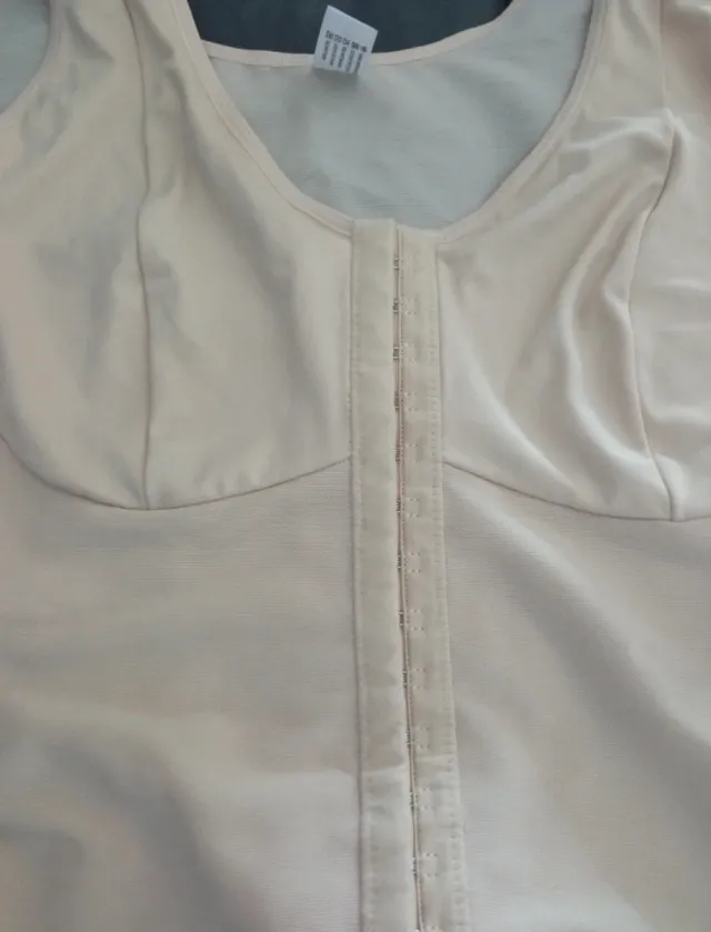 Faja body moldeador beige talla L sin estrenar