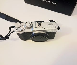 Cámara Fujifilm X-M1 (Cuerpo)