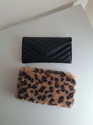 Monedero Shein Negro y Animal Print