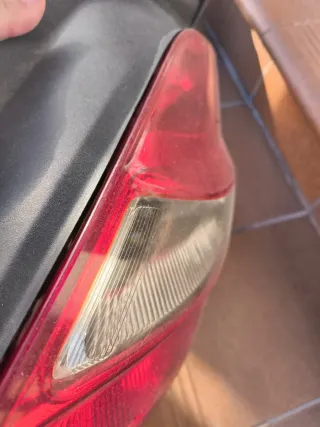 Pilotos Traseros Renault Megane 2007