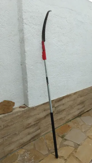 Serrucho de podar de altura