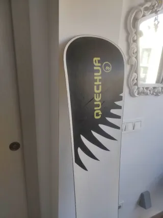 Tabla Snowboard Quechua con fijaciones Rossignol
