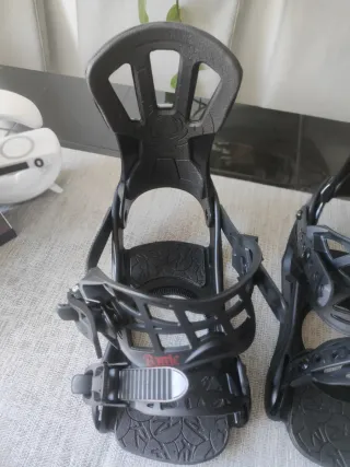 Tabla Snowboard Quechua con fijaciones Rossignol