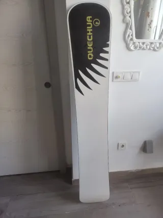 Tabla Snowboard Quechua con fijaciones Rossignol