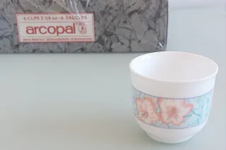 12 TAZAS SIN ESTRENAR