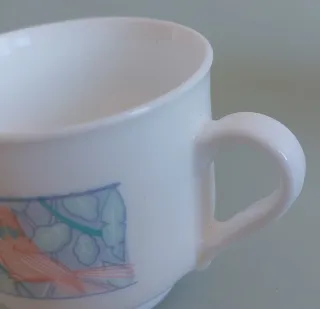 12 TAZAS SIN ESTRENAR