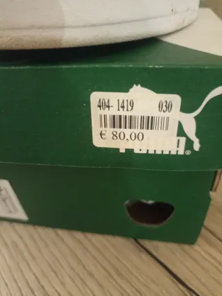 Zapatillas Puma Blancas y Doradas Talla 35.5