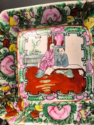 2 Cinzeiros Figuras Orientais Porcelana China