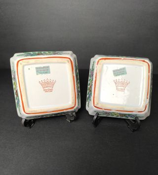 2 Cinzeiros Figuras Orientais Porcelana China