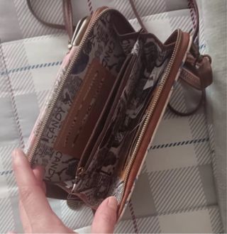 Bolso cartera multicolor con diseño