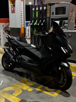 Yamaha Tmax 560 Tech Max