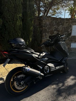 Yamaha Tmax 560 Tech Max